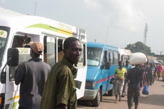 Côte dÂ’Ivoire : Sikensi  les FRCI recidivent , les transporteurs de nouveau en grève 